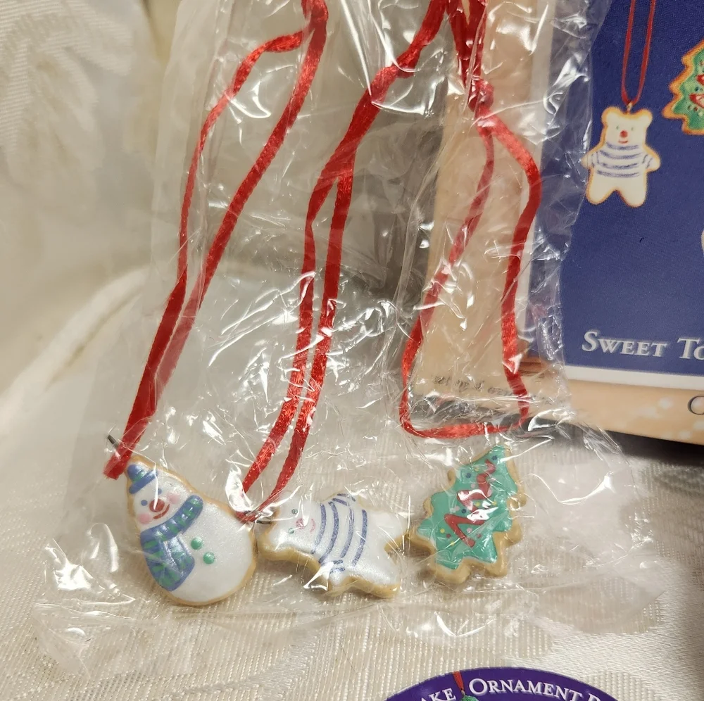 Hallmark 2002 Safe and Snug & Sweet Tooth Treats Polar Bears Christmas Ornaments
